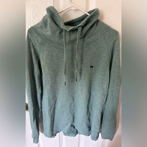 Black dog sweatshirt. Size medium. Good condition.